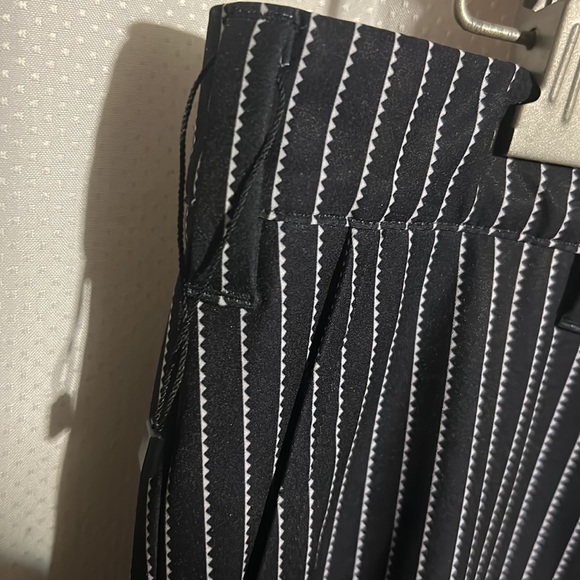 NWOT adidas Golf Pants Striped 32x32 Polyester & Spandex Buisness Casual Dress - Picture 5 of 11